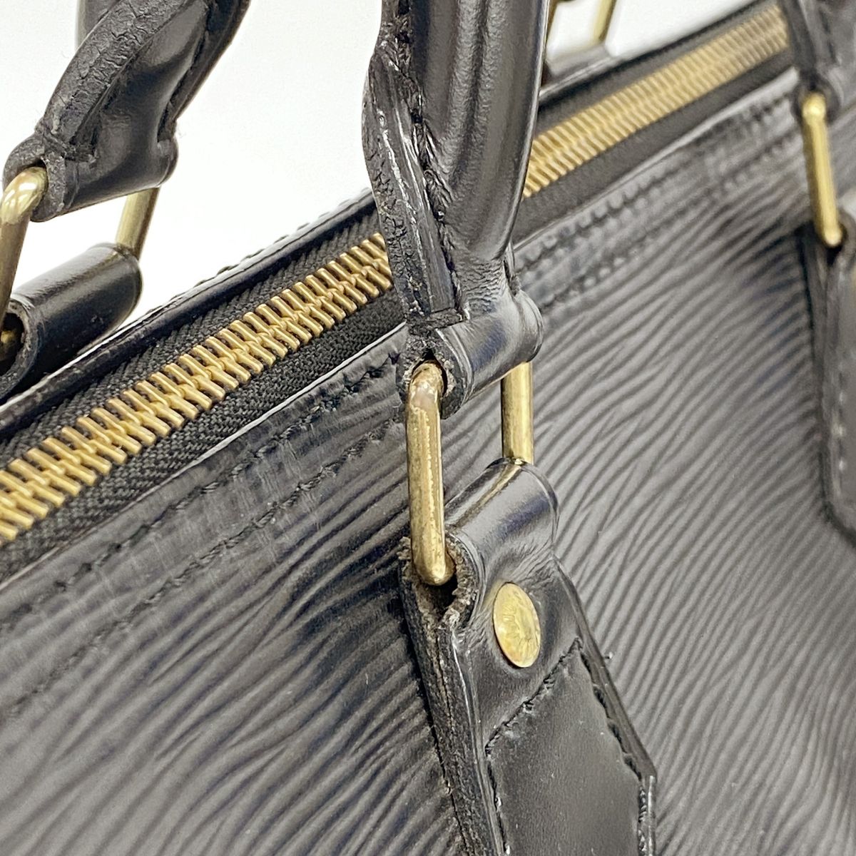Louis Vuitton Epi Speedy 30 Noir Handbag — view 8