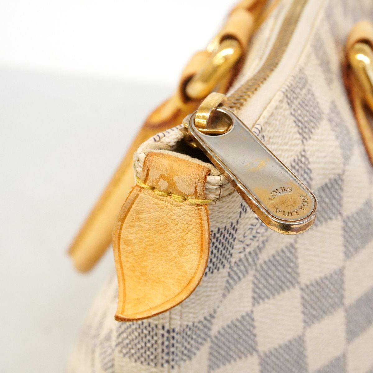 Louis Vuitton Tote Bag Damier Azur Saleya PM White — view 8