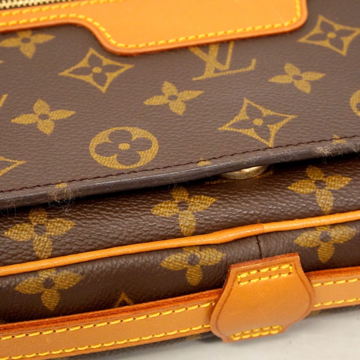 Louis Vuitton Shoulder Bag Monogram Saint Germain 24 Brown — view 8