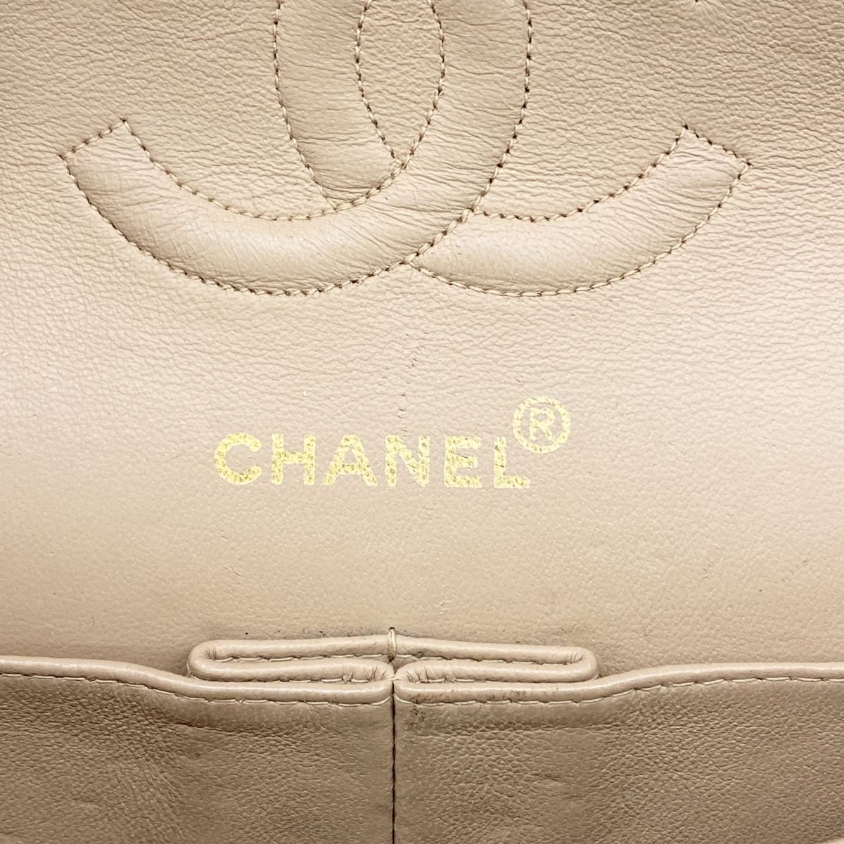 Chanel Shoulder Bag Quilted Lambskin Beige Gold — view 5