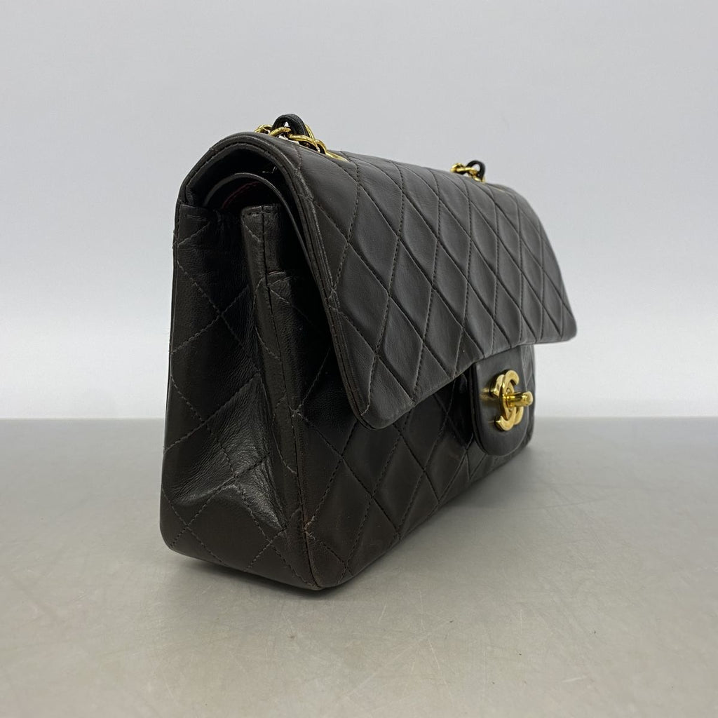 Chanel Shoulder Bag Quilted Lambskin Black Gold — view 2
