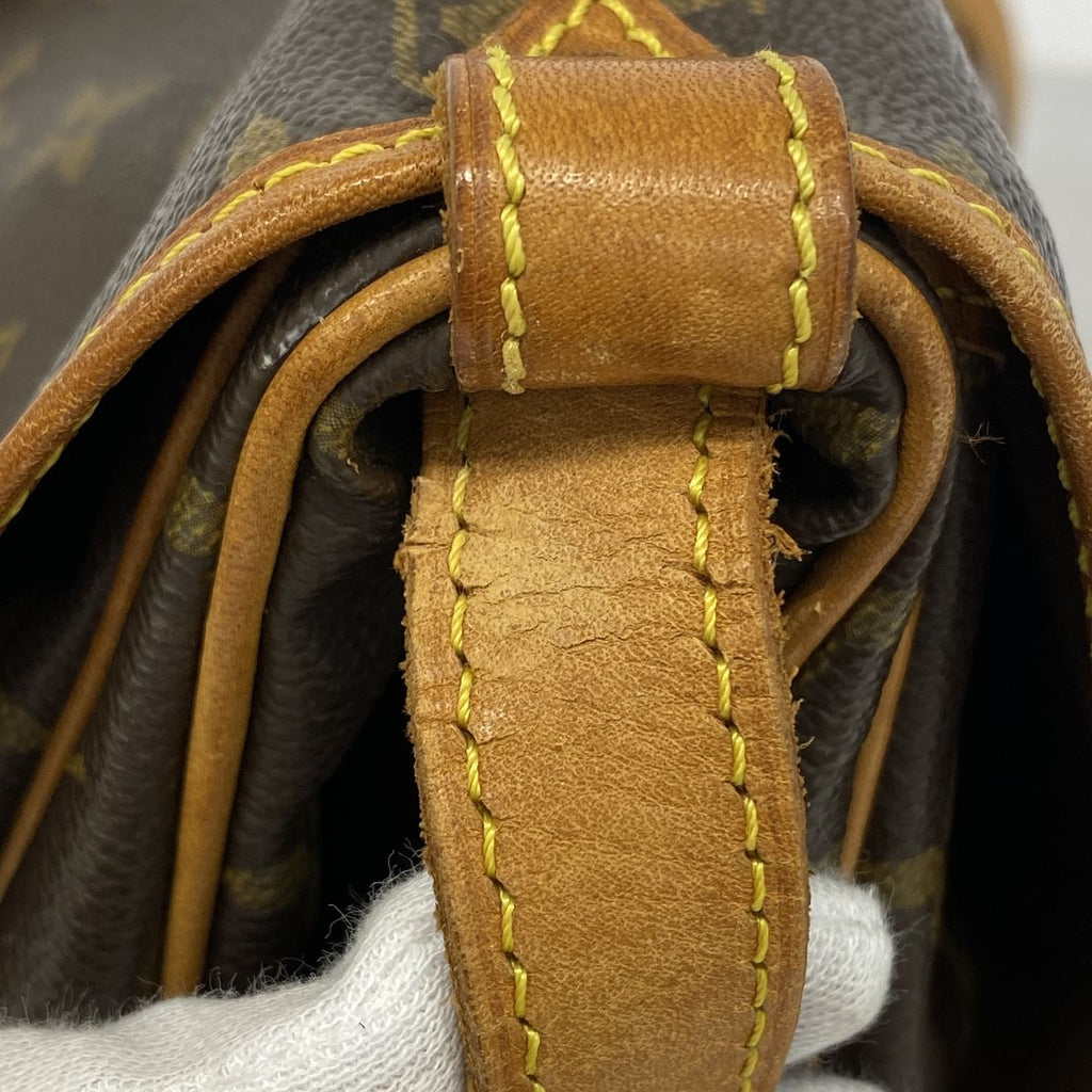 Louis Vuitton Shoulder Bag Monogram Saumur 30 Brown — view 8
