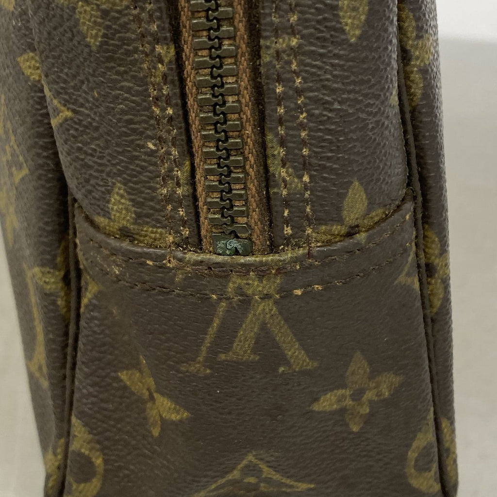 Louis Vuitton Pouch Monogram Trousse Toilet 28 Brown — view 8