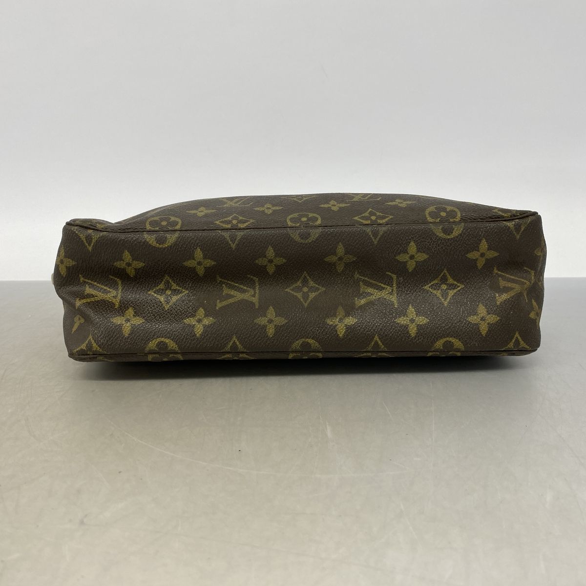 Louis Vuitton Pouch Monogram Trousse Toilet 28 Brown — view 3