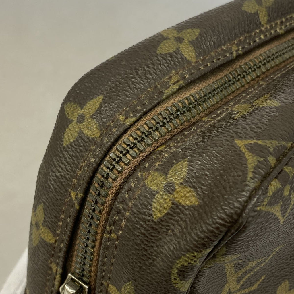 Louis Vuitton Pouch Monogram Trousse Toilet 28 Brown — view 7