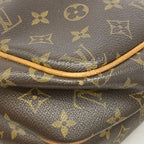 Louis Vuitton Shoulder Bag Monogram Reporter PM Brown — view 7