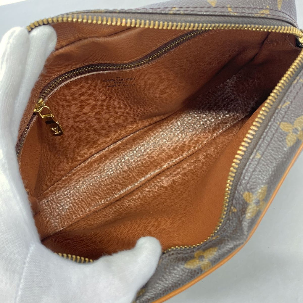 Louis Vuitton Shoulder Bag Monogram Trocadero 24 Brown — view 4