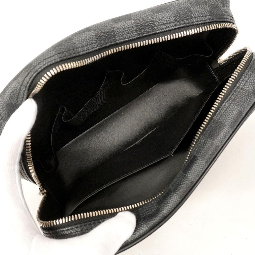 Louis Vuitton Pouch Damier Graphite Trousse Toilette GM Black — view 4