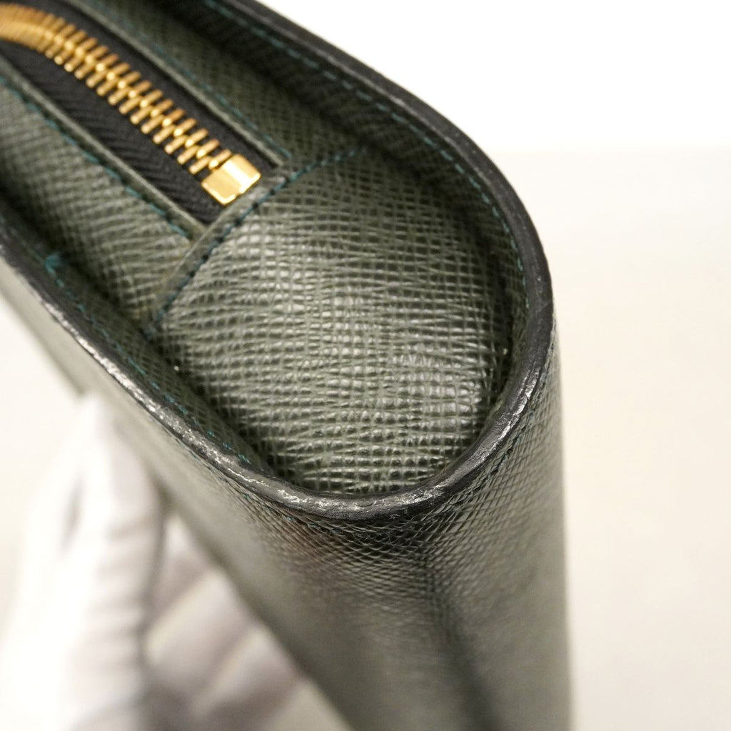 Louis Vuitton Clutch Taiga Baikal Epi — view 6