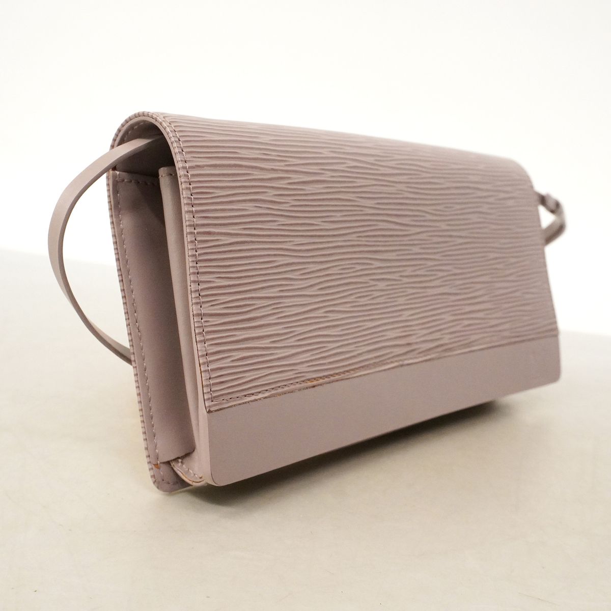 Louis Vuitton Shoulder Bag Epi Honfleur Lila — view 2
