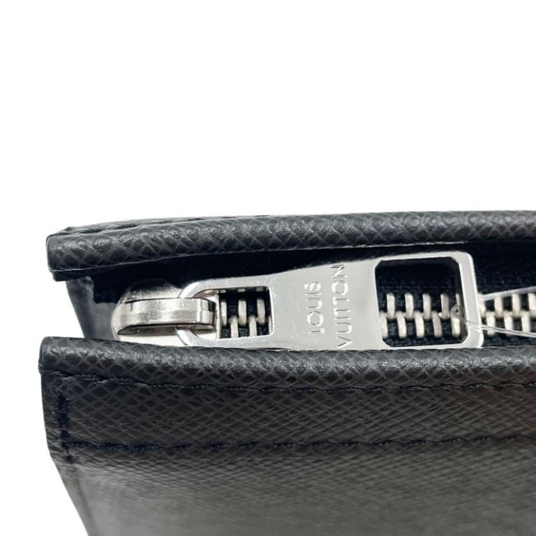 Louis Vuitton Clutch Pochette Voyage MM Ardoise Taiga Second Silver — view 6