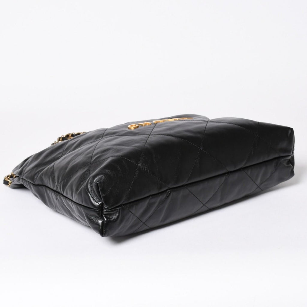 Chanel 22 Medium Chain Bag CC Logo Shiny Calfskin — view 8