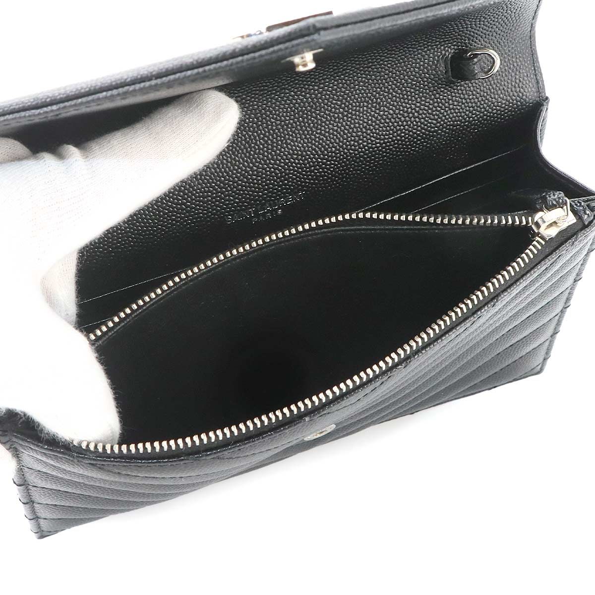 Saint Laurent Cassandra Envelope Chain Wallet Leather Black Shoulder Bag — view 8