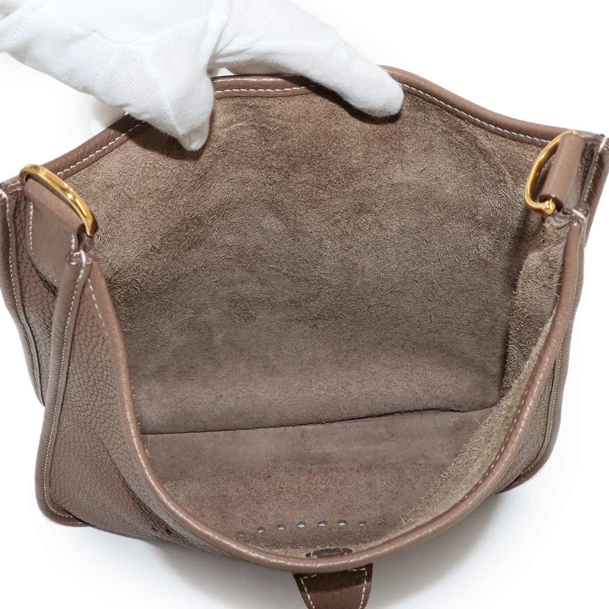 Hermes Evelyne 3 PM Shoulder Bag Taurillon Clemence Etoupe Gold — view 8
