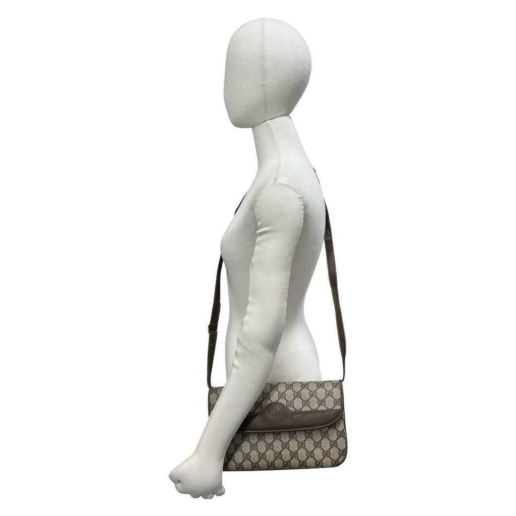 Gucci Vintage GG Pattern Logo Leather Shoulder Bag Pochette Crossbody Brown — view 2