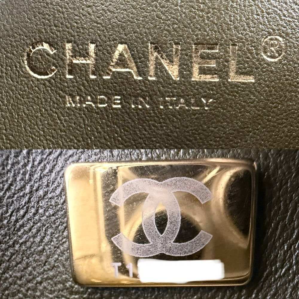 Chanel Shoulder Bag Quilted Boy 20 CC Logo Bag Crossbody Boy Lambskin Khaki — view 5