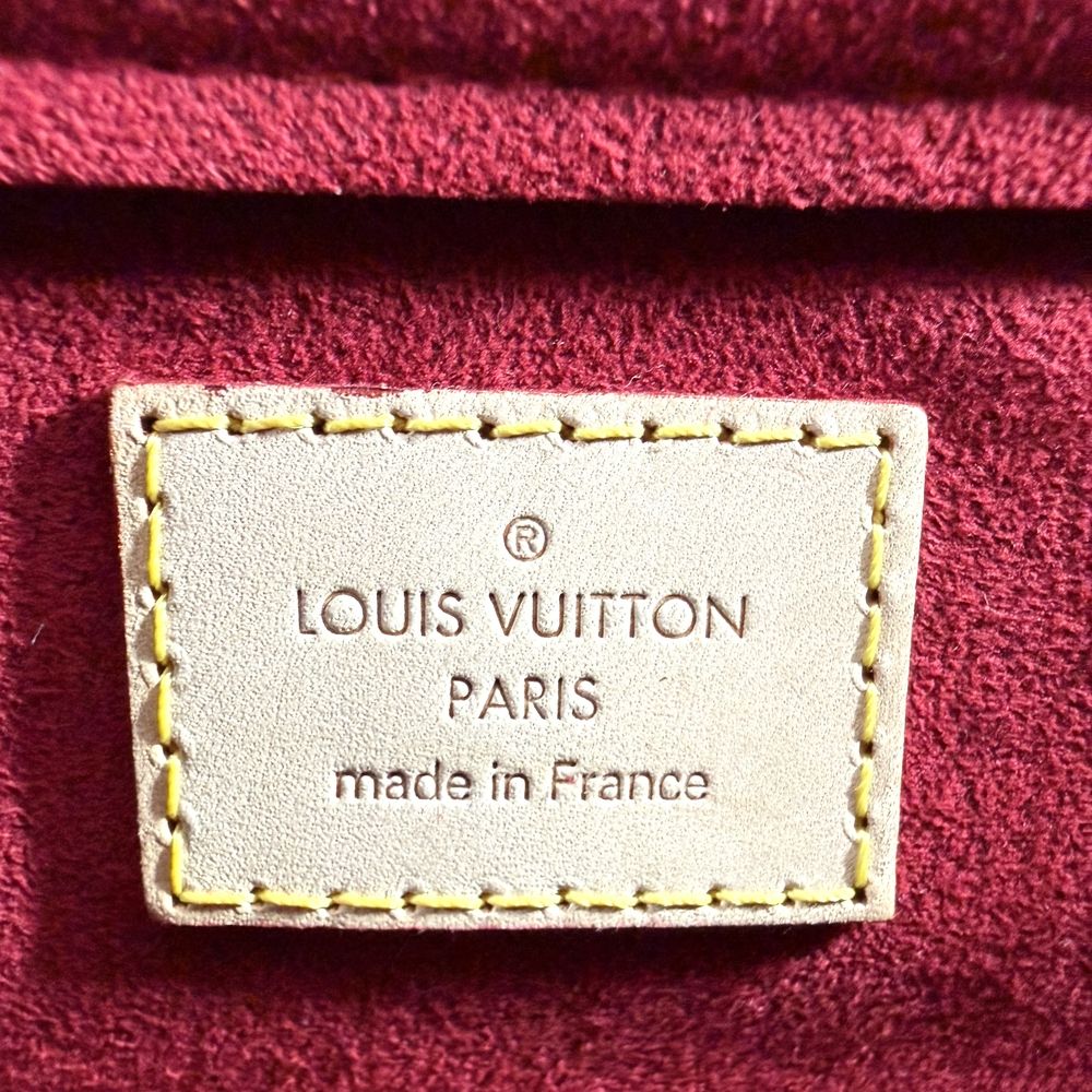 Louis Vuitton Shoulder Bag Monogram Vivasite GM Bag Brown Gold Vintage — view 5