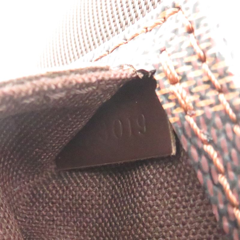 Louis Vuitton Belt Bag — view 8