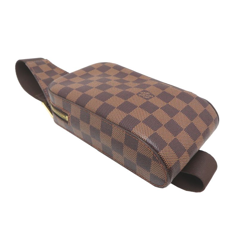 Louis Vuitton Belt Bag — view 3