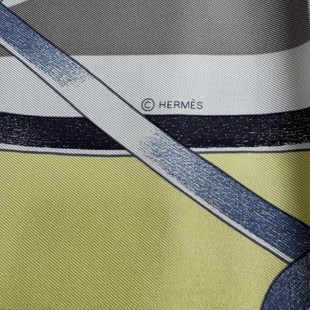 Hermes Scarf Carre 90 Figure Artistique Silk — view 5