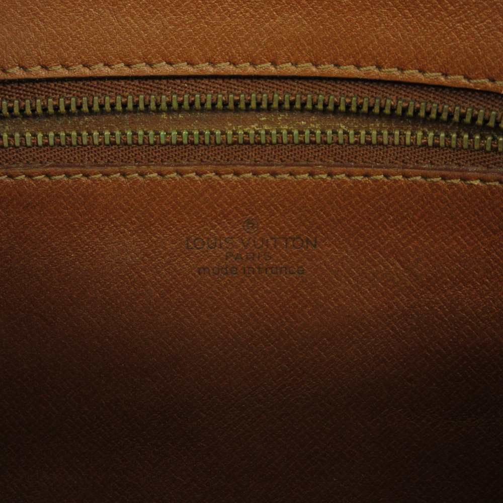 Louis Vuitton Vintage Marly Dragonne GM Monogram Clutch Leather All Over — view 4
