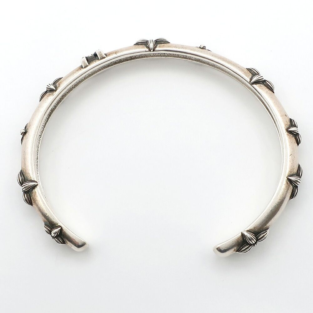 Louis Vuitton Ten Bangle Calfskin LV Whisper Silver M Accessory Bracelet — view 6