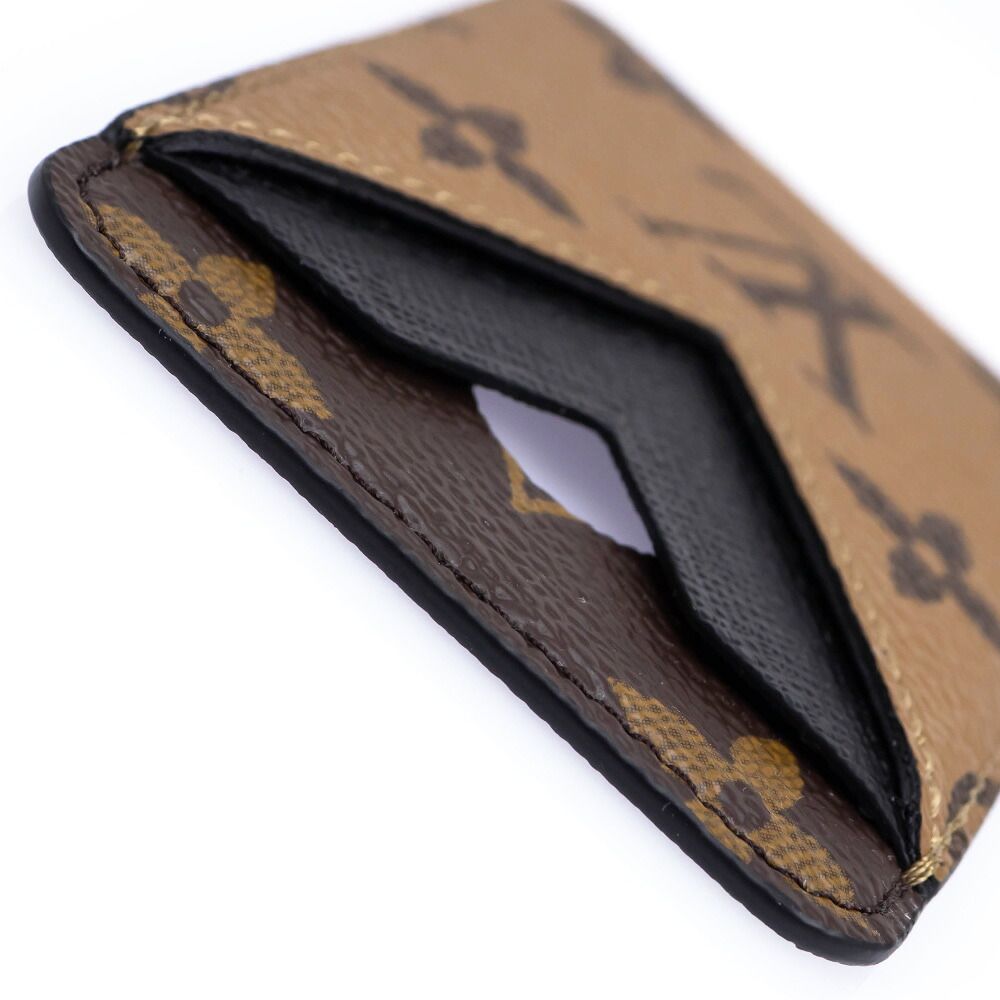 Louis Vuitton Monogram Reverse Card Case Magnet Magsafe — view 6