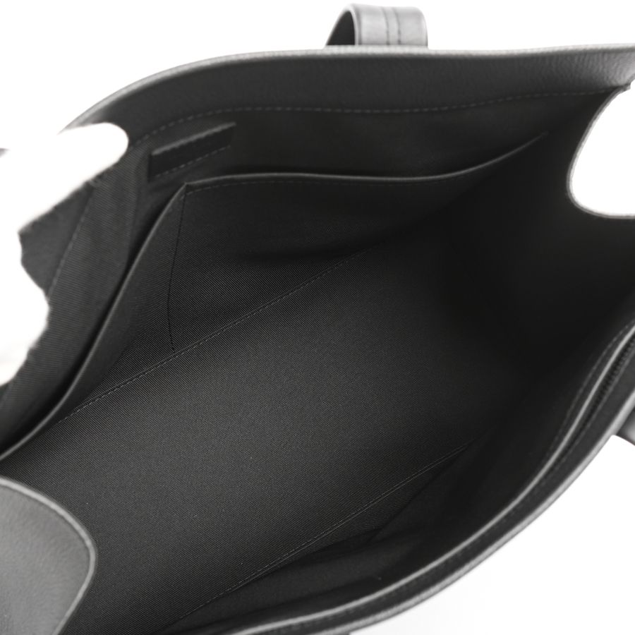 Louis Vuitton Tote Bag Takeoff — view 4