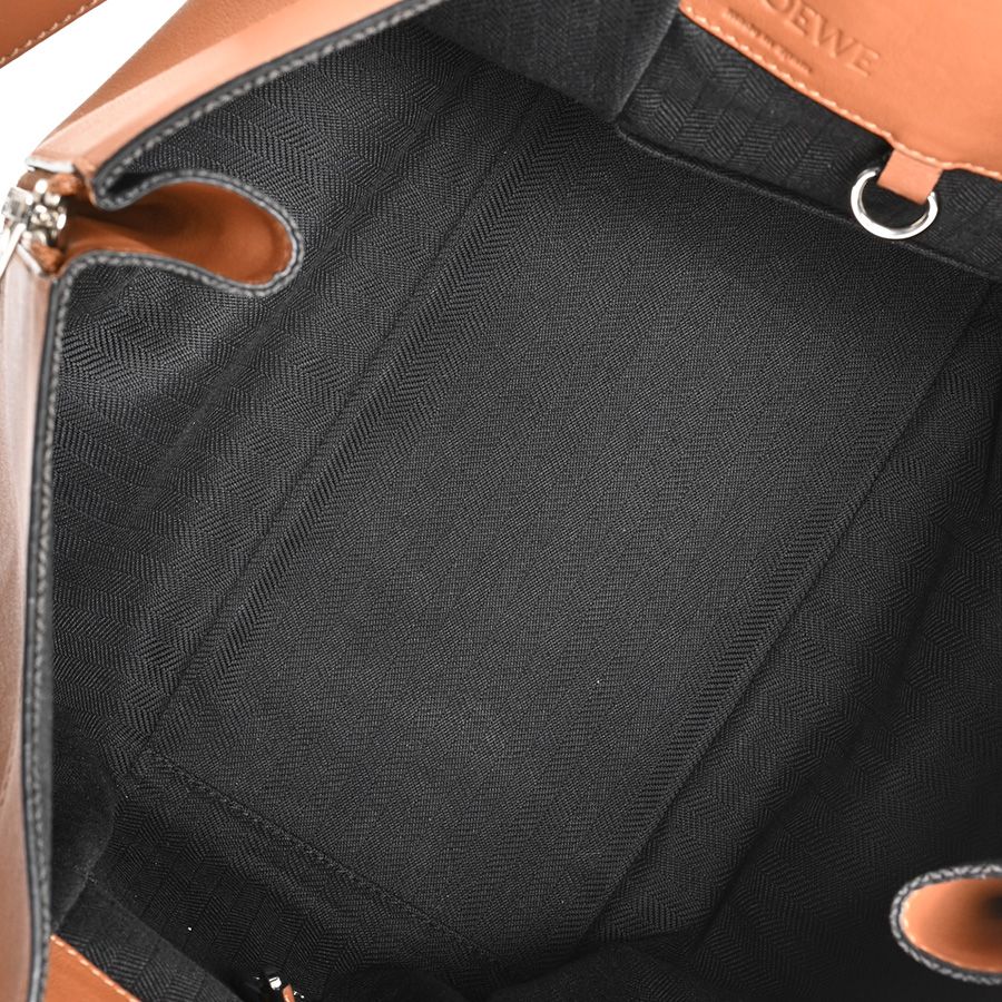 Loewe Shoulder Bag Hammock Small — view 4