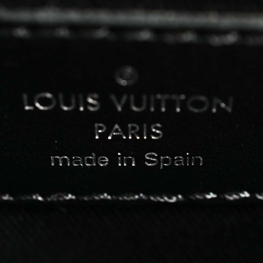 Louis Vuitton Shoulder Bag Studio Messenger — view 6