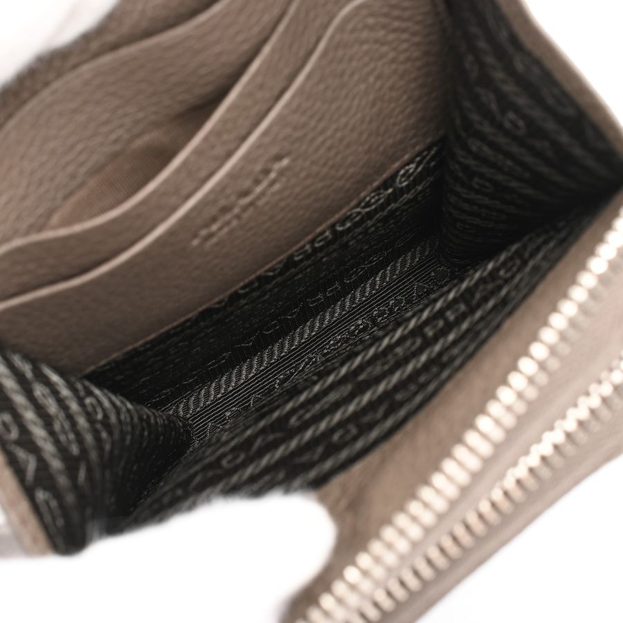 Prada Belt Bag Smartphone — view 4