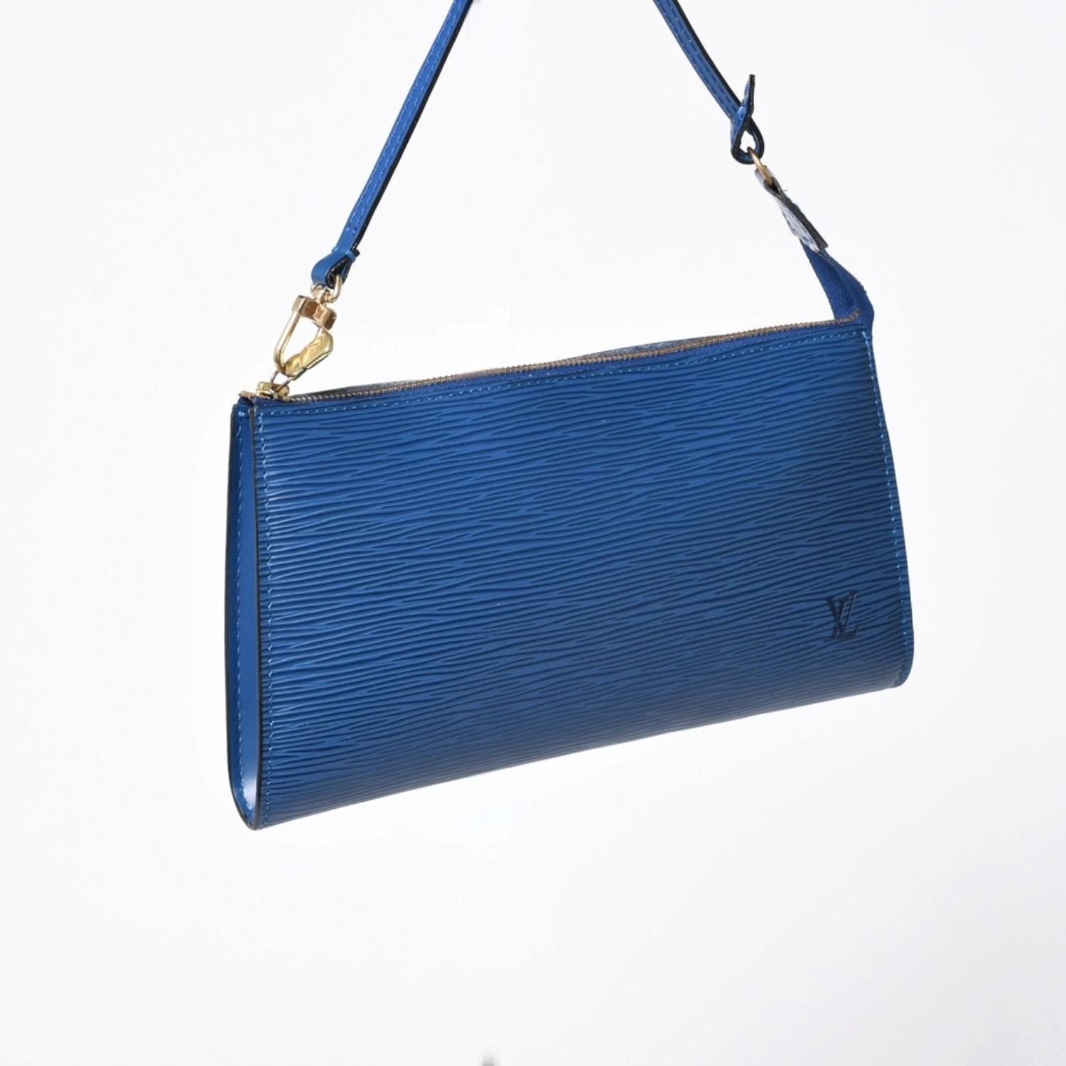 Louis Vuitton Pochette Accessoires Bag Epi Leather Blue — view 3