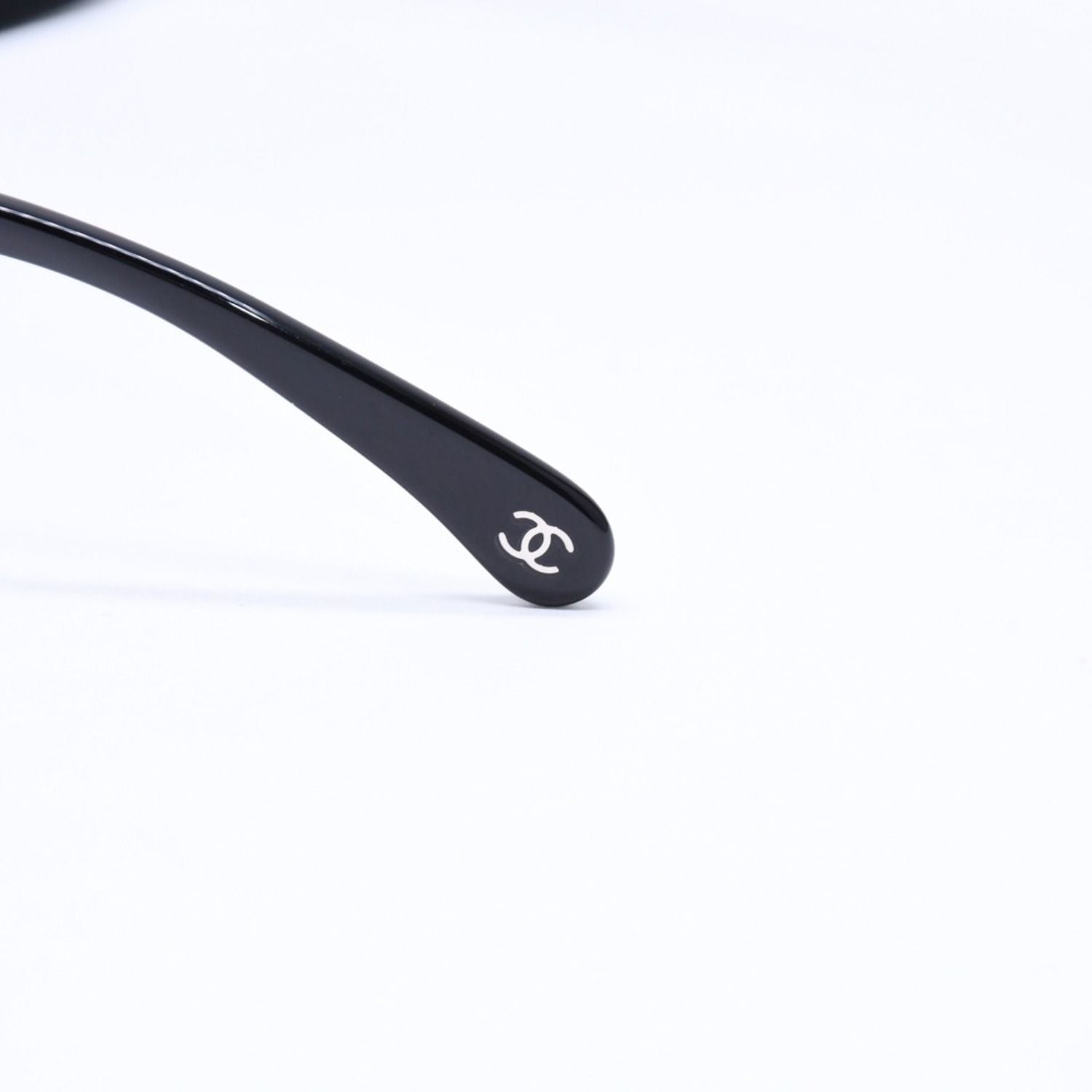 Chanel Sunglasses Eyewear CC Logo Black Hexagon Frame — view 7