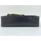 Chanel Shoulder Bag Quilted — view 5