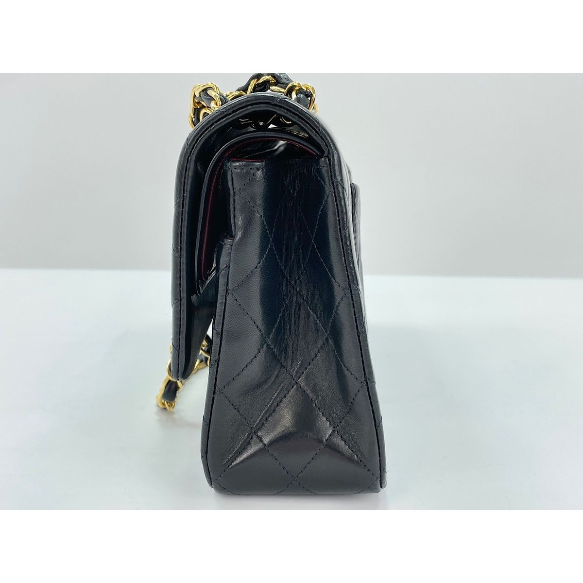 Chanel Shoulder Bag Quilted — view 4