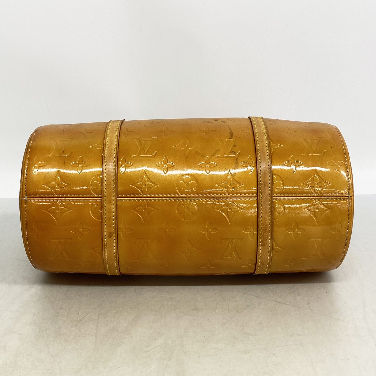 Louis Vuitton Handle Vernis Bedford Beige Handbag — view 3