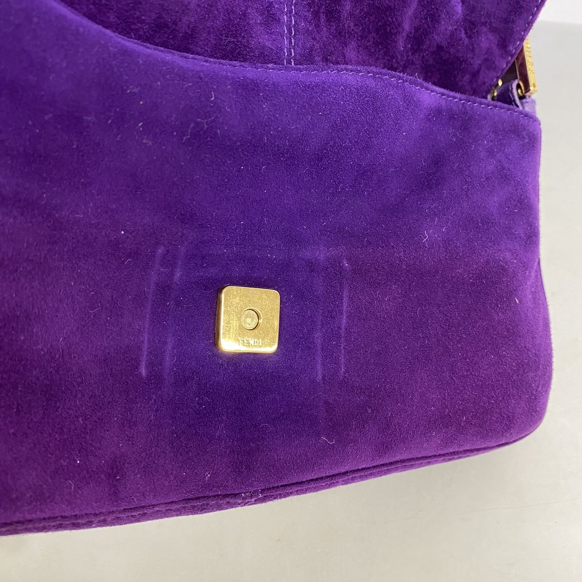 Fendi Handle Mamma Bucket Suede Purple Gold — view 7