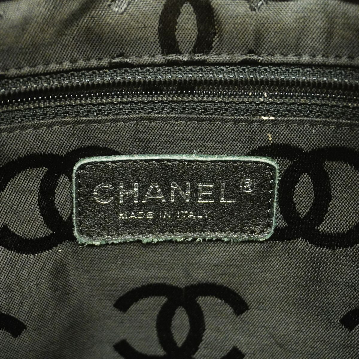 Chanel Tote Bag Cambon Lambskin Beige Black Silver — view 5