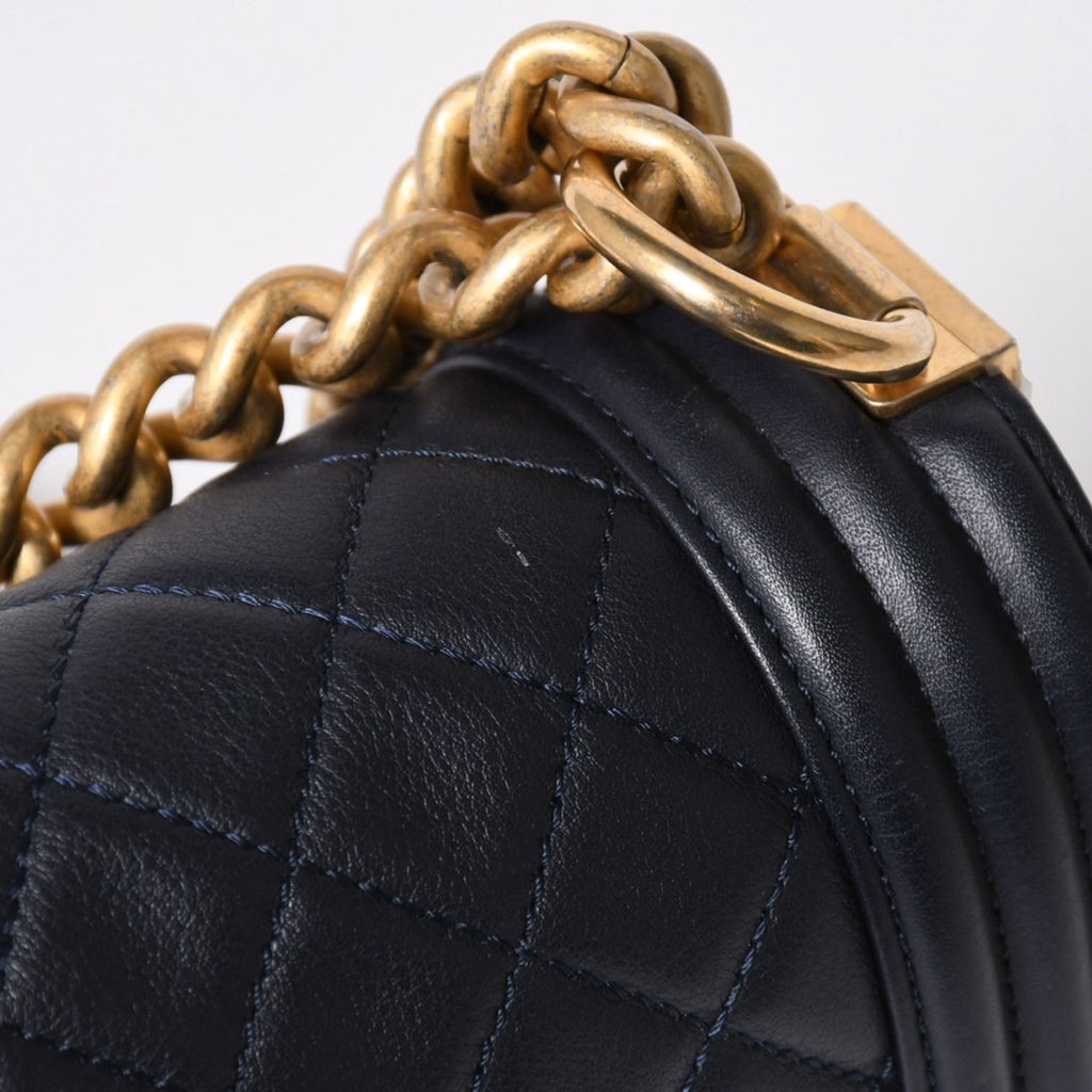 Chanel Boy 25 Chain Shoulder Bag CC Logo Lambskin Navy — view 7