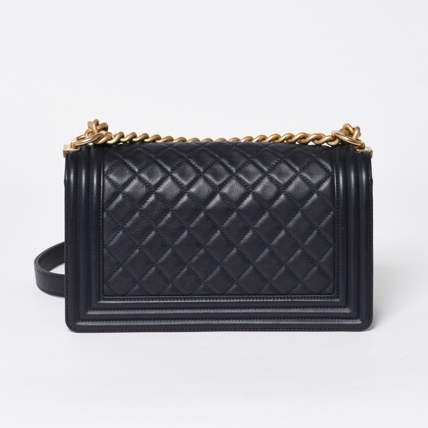 Chanel Boy 25 Chain Shoulder Bag CC Logo Lambskin Navy — view 2