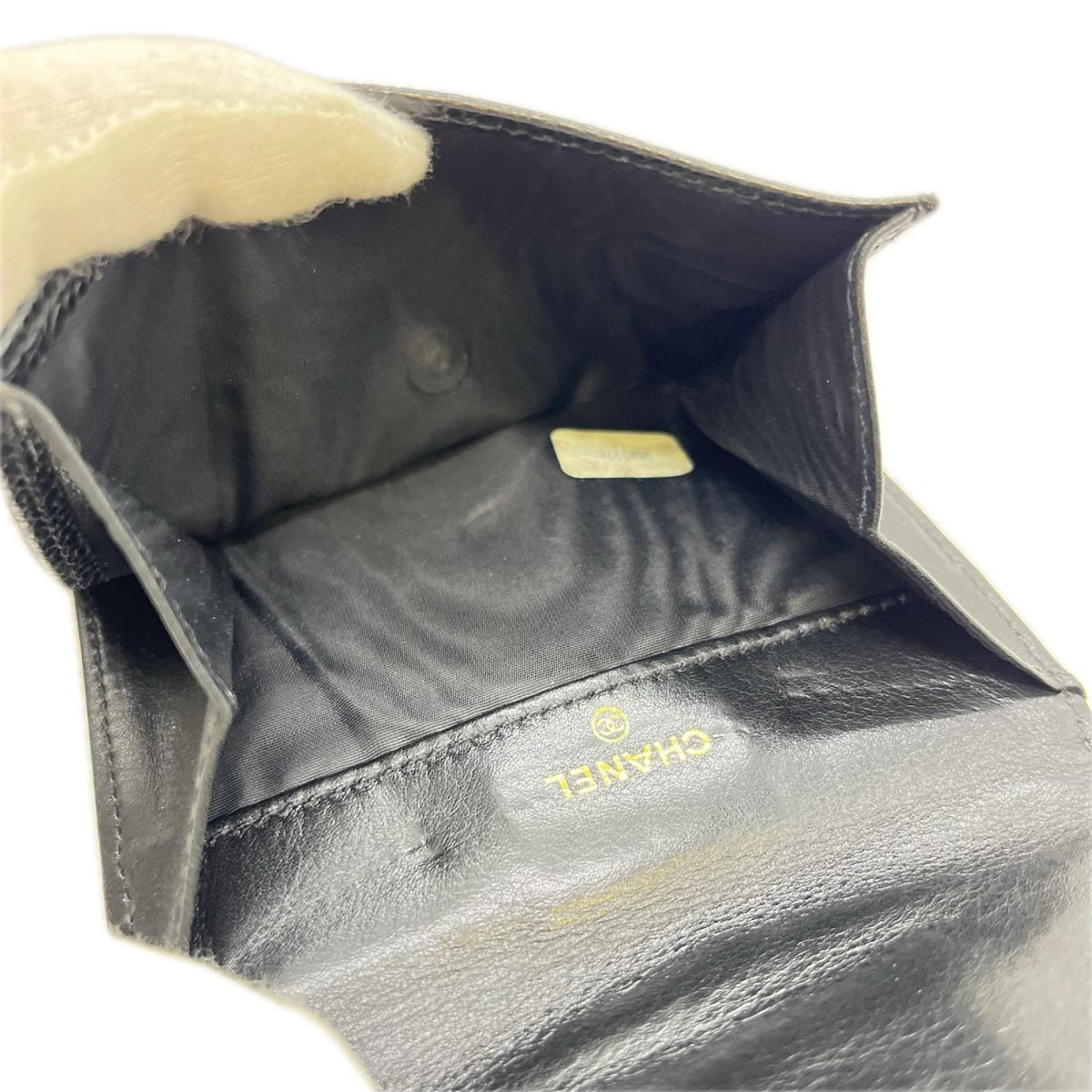 Chanel Hook Wallet CC Logo Black — view 4