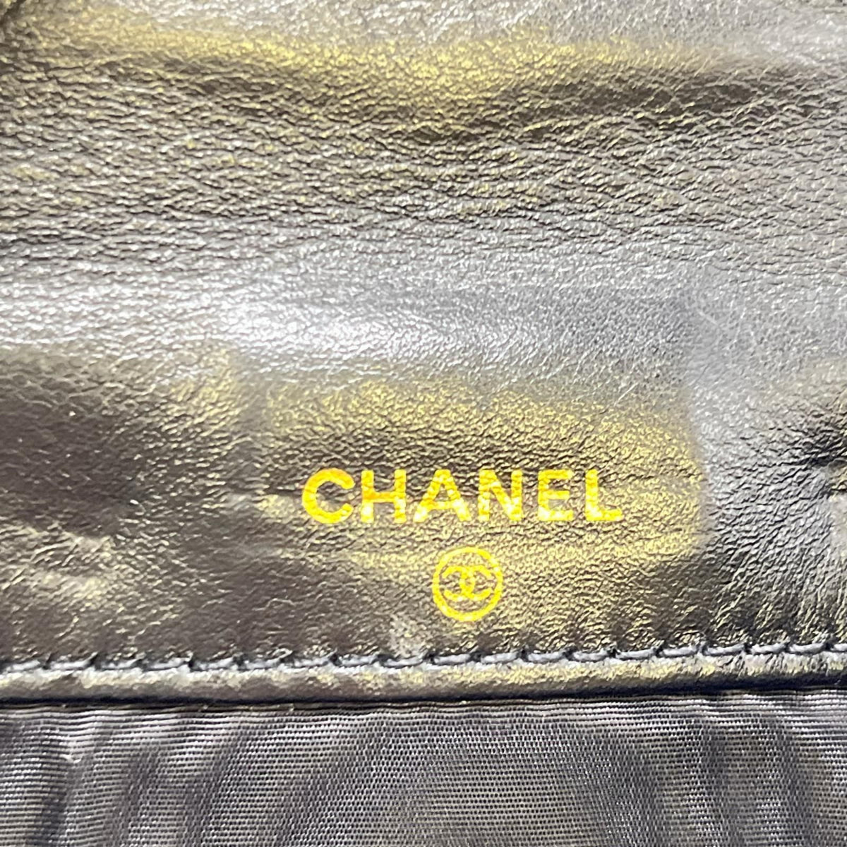Chanel Hook Wallet CC Logo Black — view 6