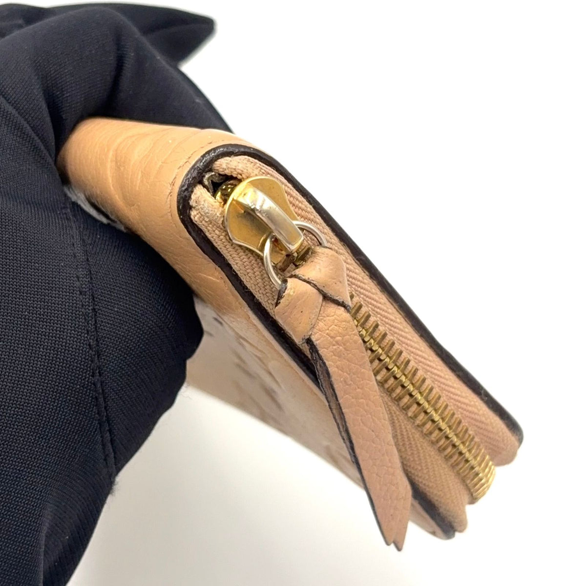 Louis Vuitton Zippy Wallet Monogram Empreinte Tourterelle Leather Beige Round — view 7
