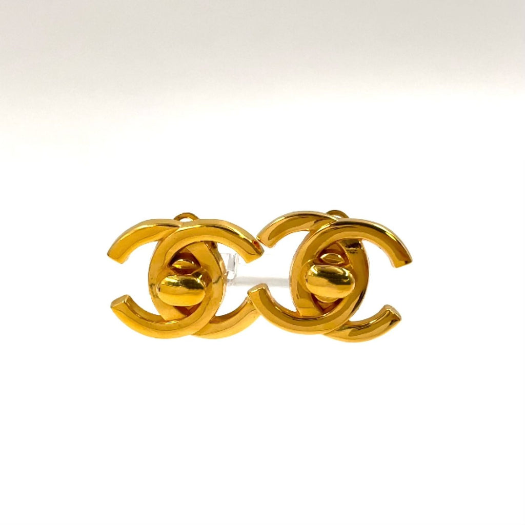 Chanel CC Logo Metal Gold Earrings