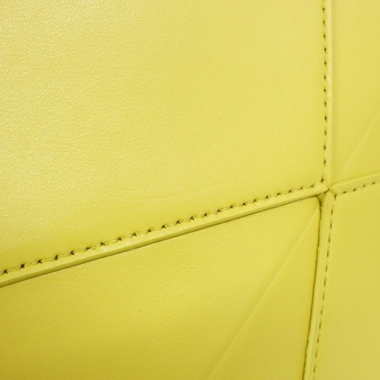 Loewe Puzzle Fold Pouch — view 5