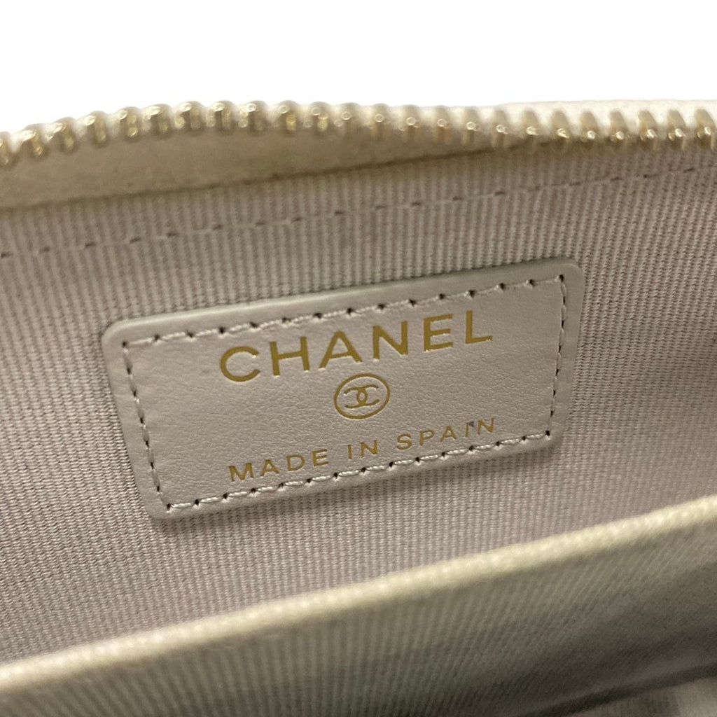 Chanel Coin Purse Quilted Light Gray Zip Around — view 4