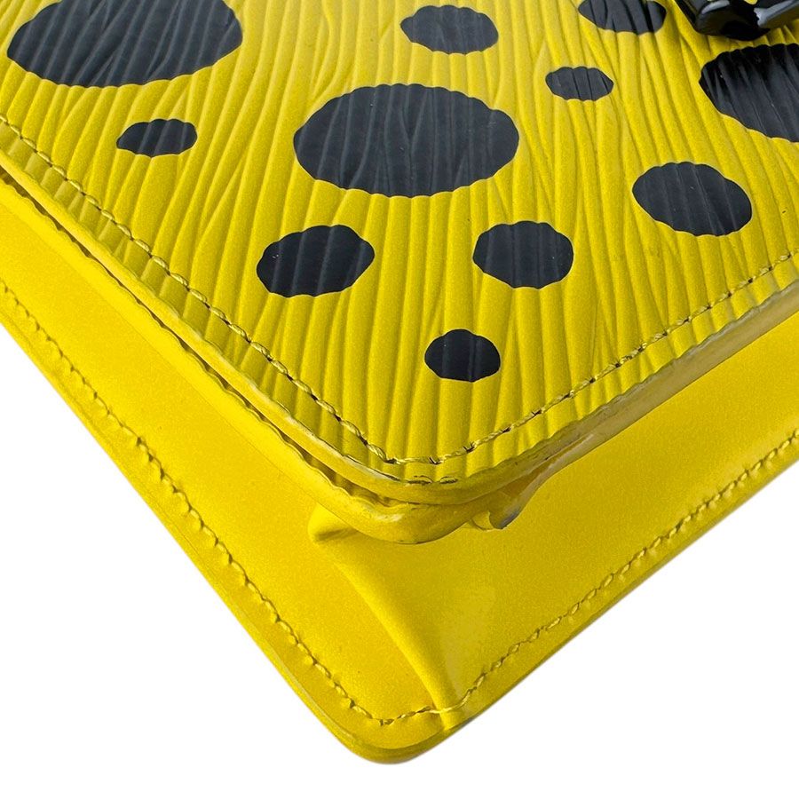 Louis Vuitton Chain Wallet Crossbody Shoulder Bag LV YK Yayoi Kusama — view 8