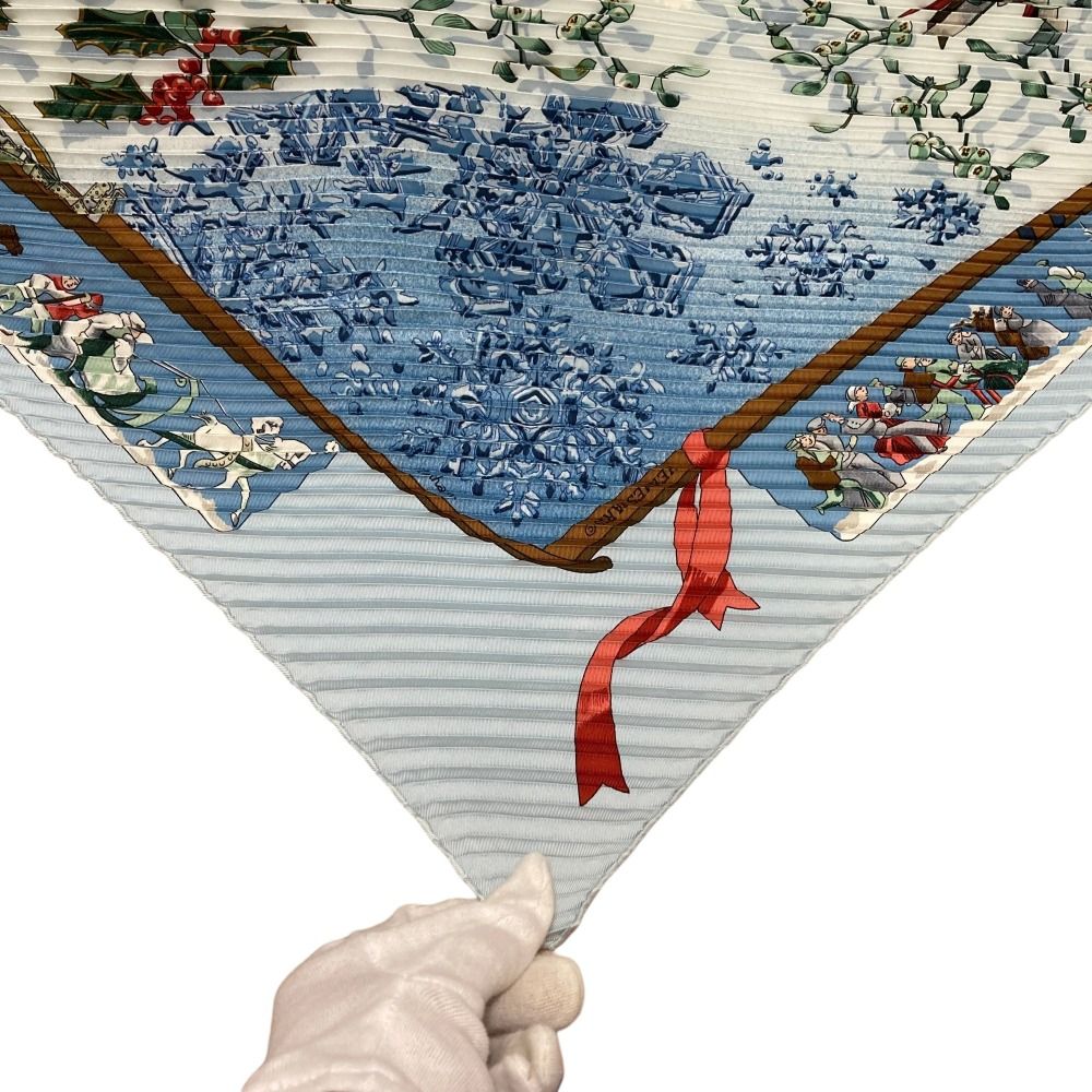 Hermes Pleated Carre 90 Neige D'antan Last Year's Snow Scarf Blue — view 3