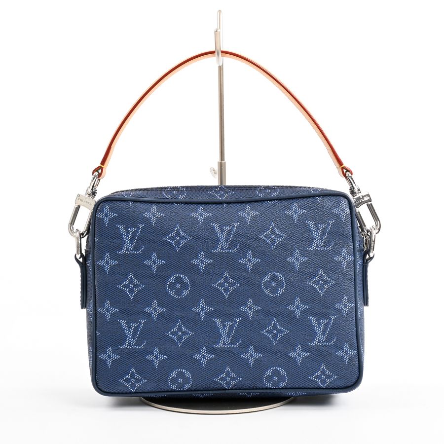 Louis Vuitton Shoulder Bag Nile — view 3