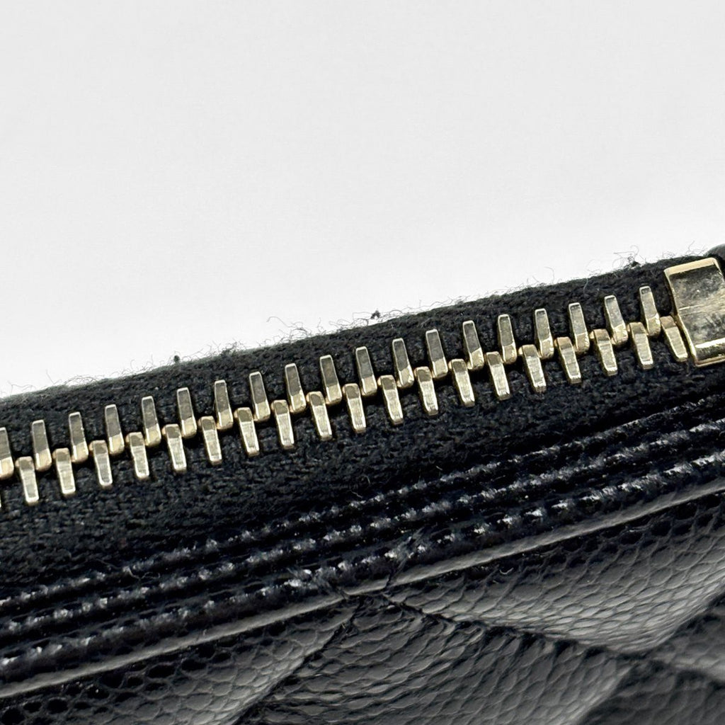 Chanel CC Logo Coin Purse Card Case Quilted Caviar Leather Black AP — view 4